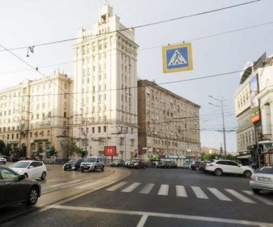 Скроллер B в Харькове, 2.3x3.14  Конституції пл. - Вірменський пров. - 650838 фото 1