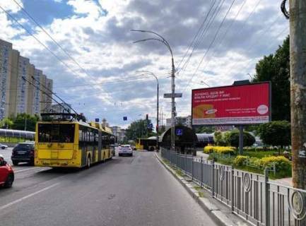 Призма A в Киеве, 3x6  Європейського Союзу просп. — Свободи просп. (на перехресті) - 478043 фото 1