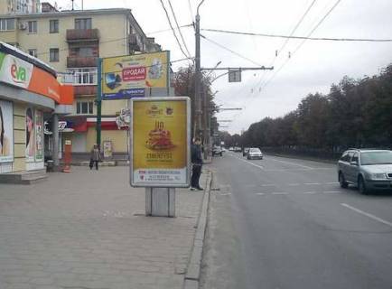 Сiтiлайт B у Полтаві, 1.2x1.8  Соборності вул., 64 (№1) Фото 1