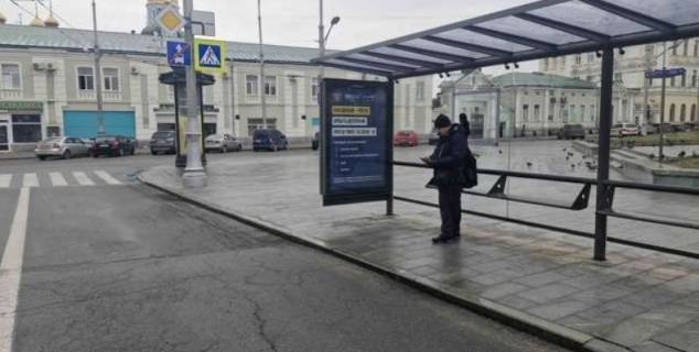 Нестандарт A в Харькове, 1.2x1.8  Конституції пл. - Університетська вул., (зупинка) (C) фото 1