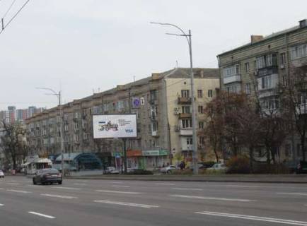 Призма A в Киеве, 3x6  Соборності просп. (Возз`єднання просп.), 7 - 295324 фото 1