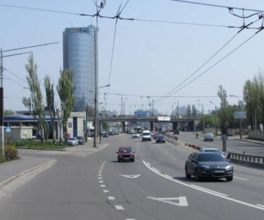 Скроллер B в Киеве, 2.3x3.14  Теліги Олени вул., 27 - Бандери Степана просп. (Московський просп.) - 623913 фото 1