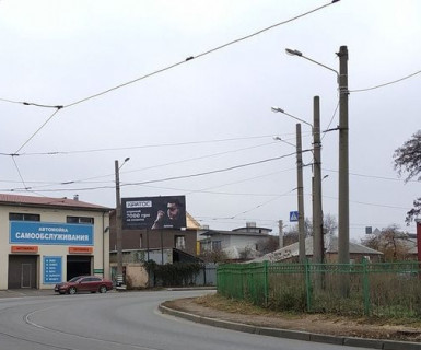 Білборд, Бігборд (Борд)  A у Харкові, Нестандарт  Веринська вул., 3 - Бестужева вул. Фото 1