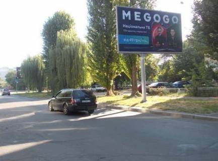 Білборд, Бігборд (Борд)  A у Черкасах, 3x6  Сінна вул., 27 Фото 1
