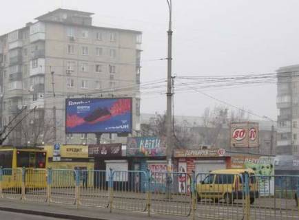 Призматрон, Призма A у Києві, 3x6  Воскресенський просп., 36 - 274038 Фото 1