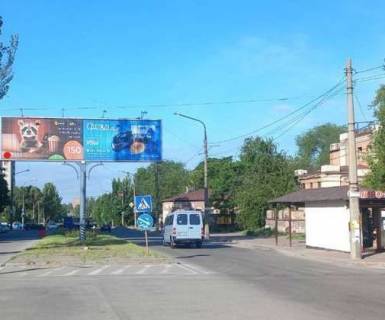 Призма A в Запорожье, 3x6  Дніпровська вул. - Поштова вул., Майдан волі - 615997 фото 1