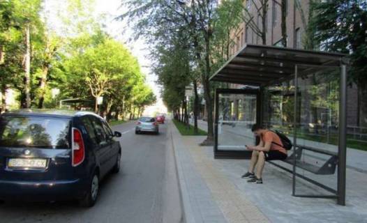 Нестандарт A у Львові, 1.2x1.8  Угорська вул., 14 (№2) Фото 1