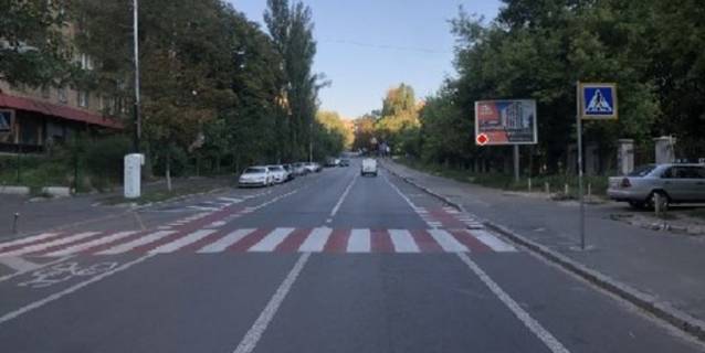 Нестандарт A у Києві, Нестандарт  Маршала Рибалка вул., 5 Фото 1