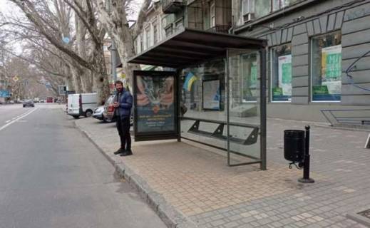 Нестандарт A в Одессе, 1.2x1.8  Рішельєвська вул., 38 фото 1