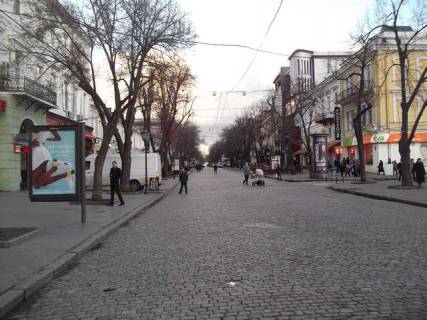 Бэклайт B в Одессе, 1.2x1.8  Дерибасівска вул., 18 фото 1