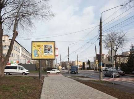 Скролер, Скрол B у Чернівцях, 2.3x3.14  Головна вул, 204-Б - 563705 Фото 1
