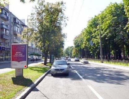 Сiтiлайт B у Чернігові, 1.2x1.8  Миру просп., 47 Фото 1