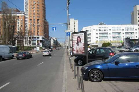 Бэклайт A в Киеве, 1.2x1.8  Шота Руставелі вул., напроти вул.Жилянська ,4 фото 1