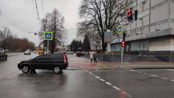 Беклайт A у Чернігові Перемоги просп., 76 - Реміснича вул. (Комсомольська вул.) Фото 1