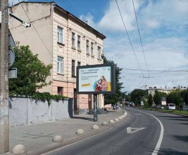 Бэклайт B в Львове, 2.3x3.14  Вячеслава Чорновола просп., 31 (від центру) фото 1