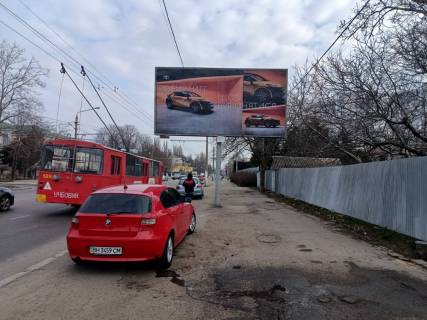 Билборд A в Одессе, 3x6  Комарова Комарова вул., 7 фото 1