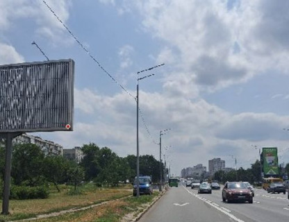 Призматрон, Призма B у Києві, 3x6  Братиславська вул., 38 - 652818 Фото 1