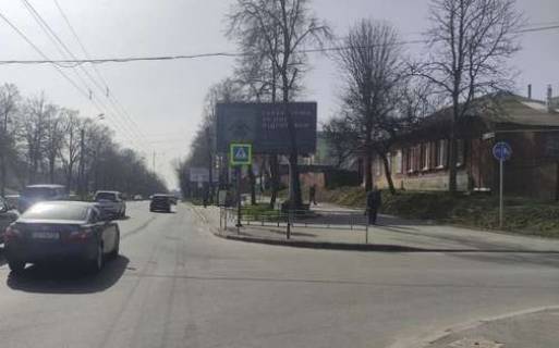 Билборд A в Чернигове, 3x6  Миру просп. - Мартина Небаби вул. фото 1