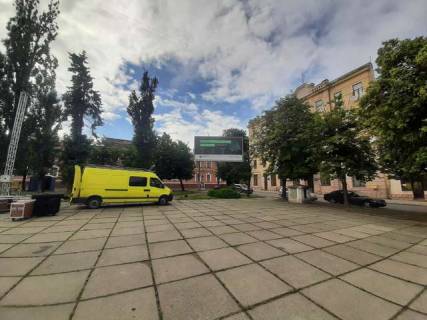 Призма A в Васильевке Соборна пл., 6 (призма) - 428458 фото 1