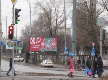 Призма A в Киеве, 3x6  Братиславська вул. - Шухевича Романа просп. (Генерала Ватутіна просп.) - 274013 фото 1