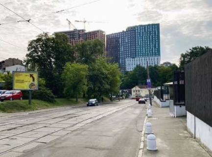 Скроллер B в Киеве, 2.3x3.14  Глибочицька вул. - Татарська вул. - 564490 фото 1