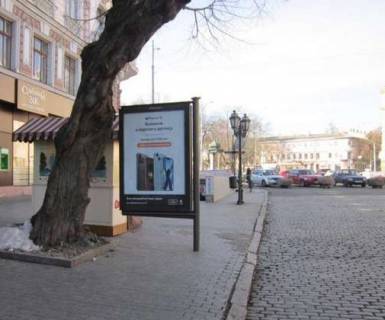 Ситилайт B в Одессе, 1.2x1.8  Дерибасівска вул., 33 - Преображенська вул. фото 1