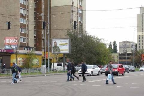 Бэклайт B в Васильевке, 2.3x3.14  Дніпровська наб., №3 "ТРЦ Silver Breeze" - Павла Тичини просп. фото 1