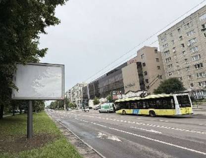 Скроллер B в Львове, 2.3x3.14  Володимира Великого вул., 61 - 585180 фото 1