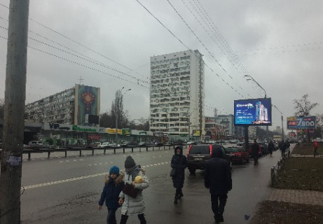 Видеоборд A в Киеве, 2.3x3.14  Берестейський просп., 22 (розширення 480х336) - 662304 фото 1