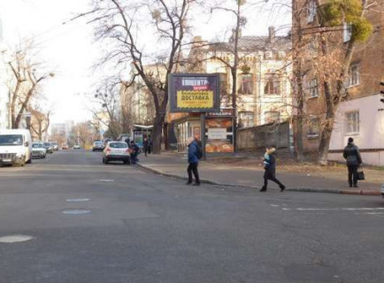 Скролер, Скрол A у Києві, 2.3x3.14  Деревлянська вул. (Якіра вул.), 12/42, навпроти - 654021 Фото 1