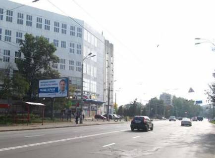 Билборд B в Киеве, 3x6  Кирилівська вул., 160 фото 1