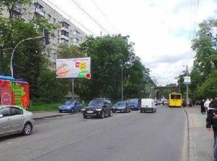 Призма B в Киеве, 3x6  Кирилівська вул. (Фрунзе вул.), 131 - 478119 фото 1