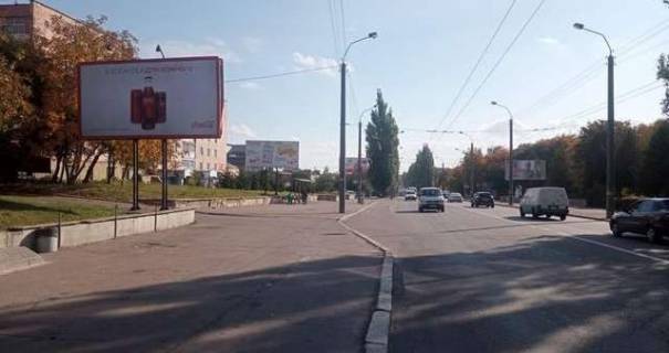 Билборд B в Ровно, 3x6  Соборна вул., 440 фото 1