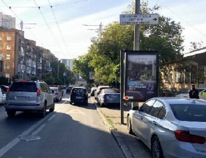 Сiтiлайт A у Києві, 1.86x1.27  Жилянська вул., 68 Фото 1