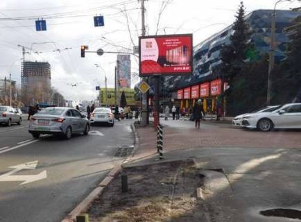 Видеоборд A в Киеве, 2.3x3.14  Антоновича вул. (Горького вул.), 174 (ТТ 4.8 676х468) - 616278 фото 1