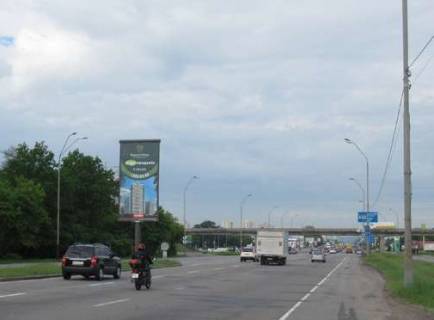 Білборд, Бігборд (Борд)  A у Києві, 6x3  Броварський просп., на розподілювачі №1 (у напрямку Києва) Фото 1