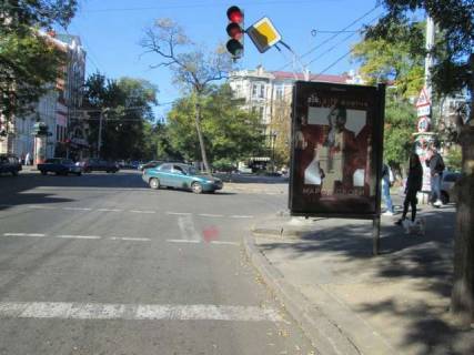 Бэклайт A в Одессе, 1.2x1.8  Успенська вул., 58 - Олександрівський просп. фото 1