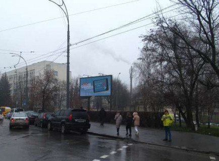 Призматрон, Призма A у Києві, 3x6  Севастопольська пл. - Святослава Хороброго вул. - 654098 Фото 1