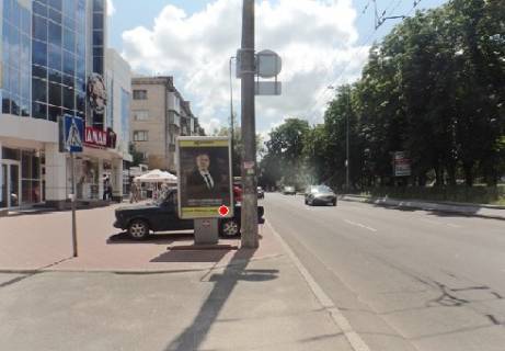 Бэклайт B в Чернигове Миру просп., 41 фото 1