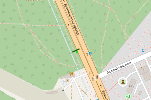 Билборд B в Киеве, 3x6  Братиславська вул., 200 метрів до перехр. з Лісним просп. (у напрямку  Троєщини) схема