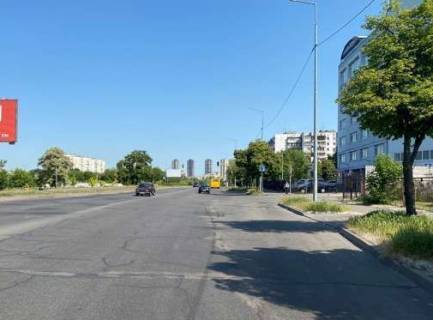 Билборд B в Киеве, 3x6  Райдужна вул., 25а фото 1