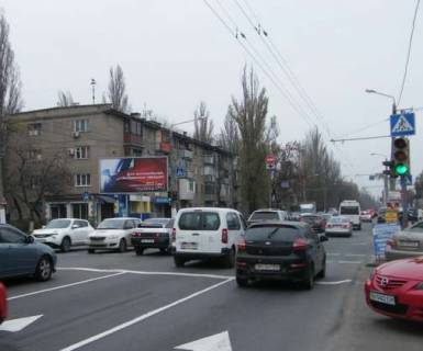 Билборд B в Одессе, 3x6  Космонавта Комарова вул. - Генерала Петрова вул. фото 1