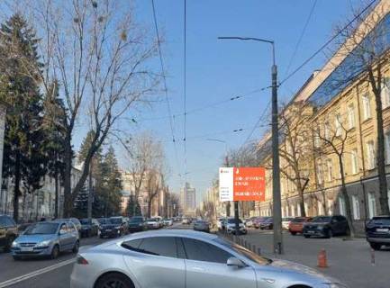 Видеоборд A у Києві, 2.3x3.14  Іллєнка Юрія вул., 24 (розширення 480х336) - 477786 Фото 1