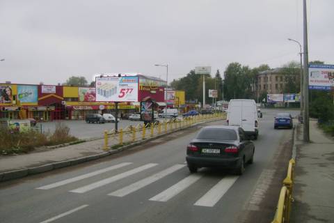 Билборд B в Луцке, 3x6  Шевченка вул., 13 - Зарічна вул. фото 1