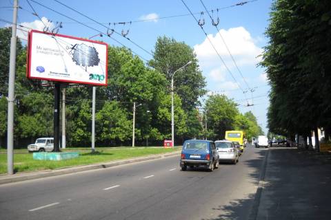 Билборд B в Львове, 3x6  Городоцька вул. - Кузневича Г. вул. (в центр) фото 1