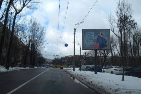 Ситилайт A в Киеве, 1,2х1,8  Дорогожицька вул., 9, розподілювач  (в напрямку О.Теліги) фото 1