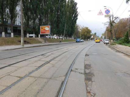 Ситилайт B в Киеве, 1,2х1,8  Кирилівська вул., 85 фото 1
