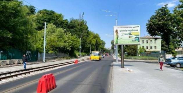 Нестандарт B в Львове, 1.2x1.8  Князя Ярослава Осмомисла пл. - Театральна вул., (№1) фото 1