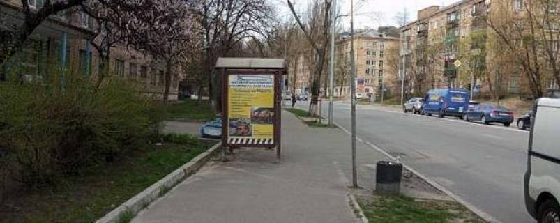 Нестандарт B у Києві, 1.2x1.8  Михайла Бойчука вул. (Кіквідзе вул.), 36 зуп. «Гуртожиток  № 4» (напр. ст.М. «Видубичі») Фото 1