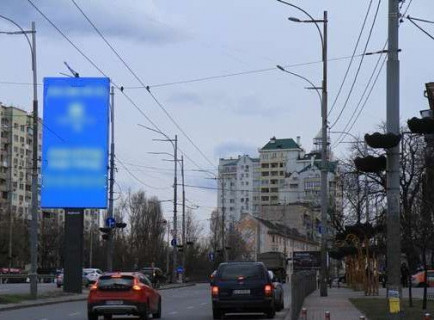 Видеоборд A у Києві, 8x4  Деміївська пл. (Московська пл.) - Голосіївський просп., 42 (розширення 384х768) (у напрямку Голосіївської площі) - 616101 Фото 1